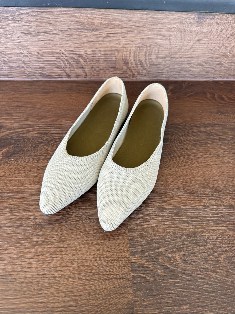 Vivaia Aria Shoes Women's 40 / 9 Almond Tan Knit Pointed Ballet Flat Loafers - Picture 11 of 13